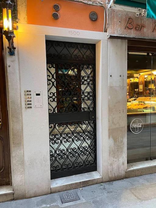 Lover's Nest In San Marco Square * Veneza